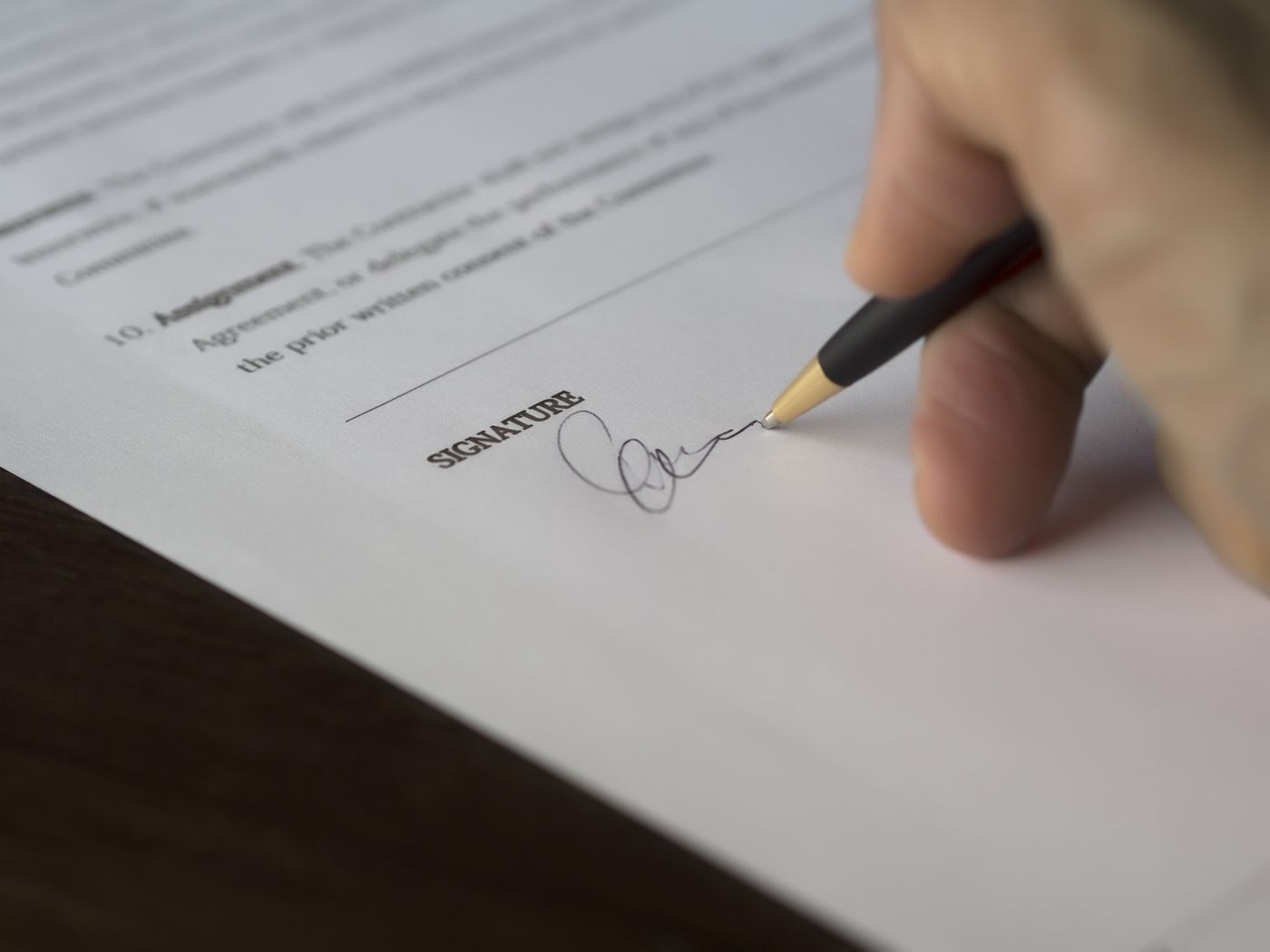 Imagen editorial — Derecho privado, comercial y contractual