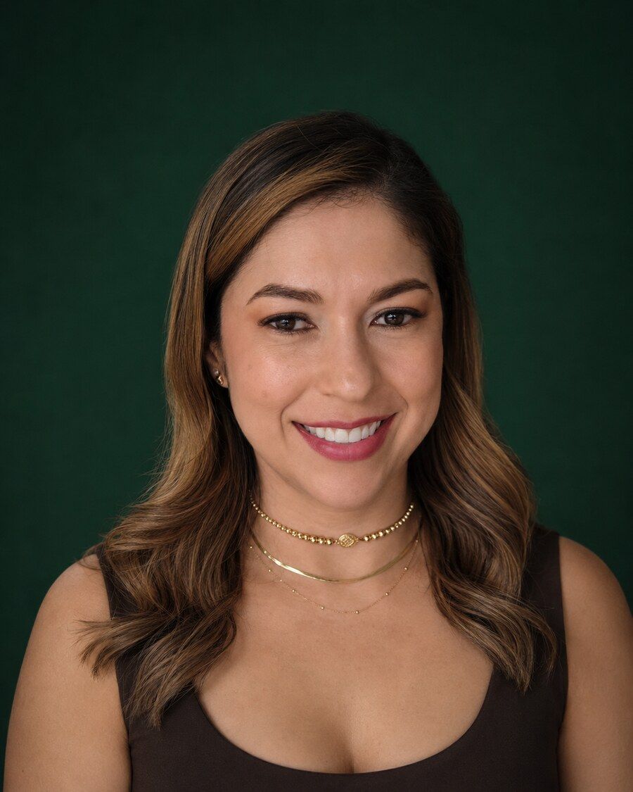 Retrato de Sandra Vargas, abogada especialista.